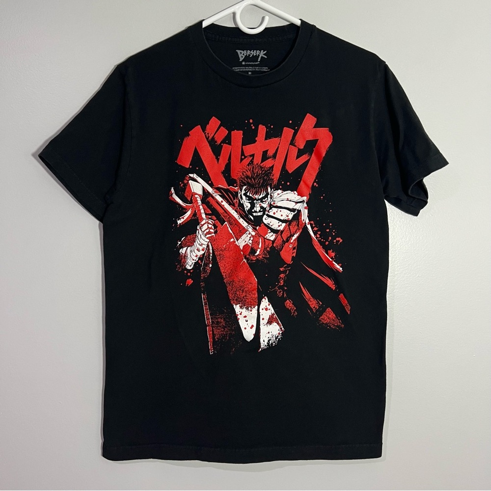 Crunchyroll Berserk Guts Anime Black Red White Short Sleeve T-Shirt Mens Medium